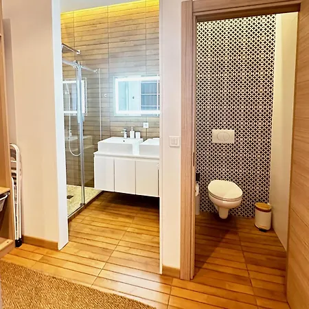 Apartment Triplex Proche De Paris-bercy *